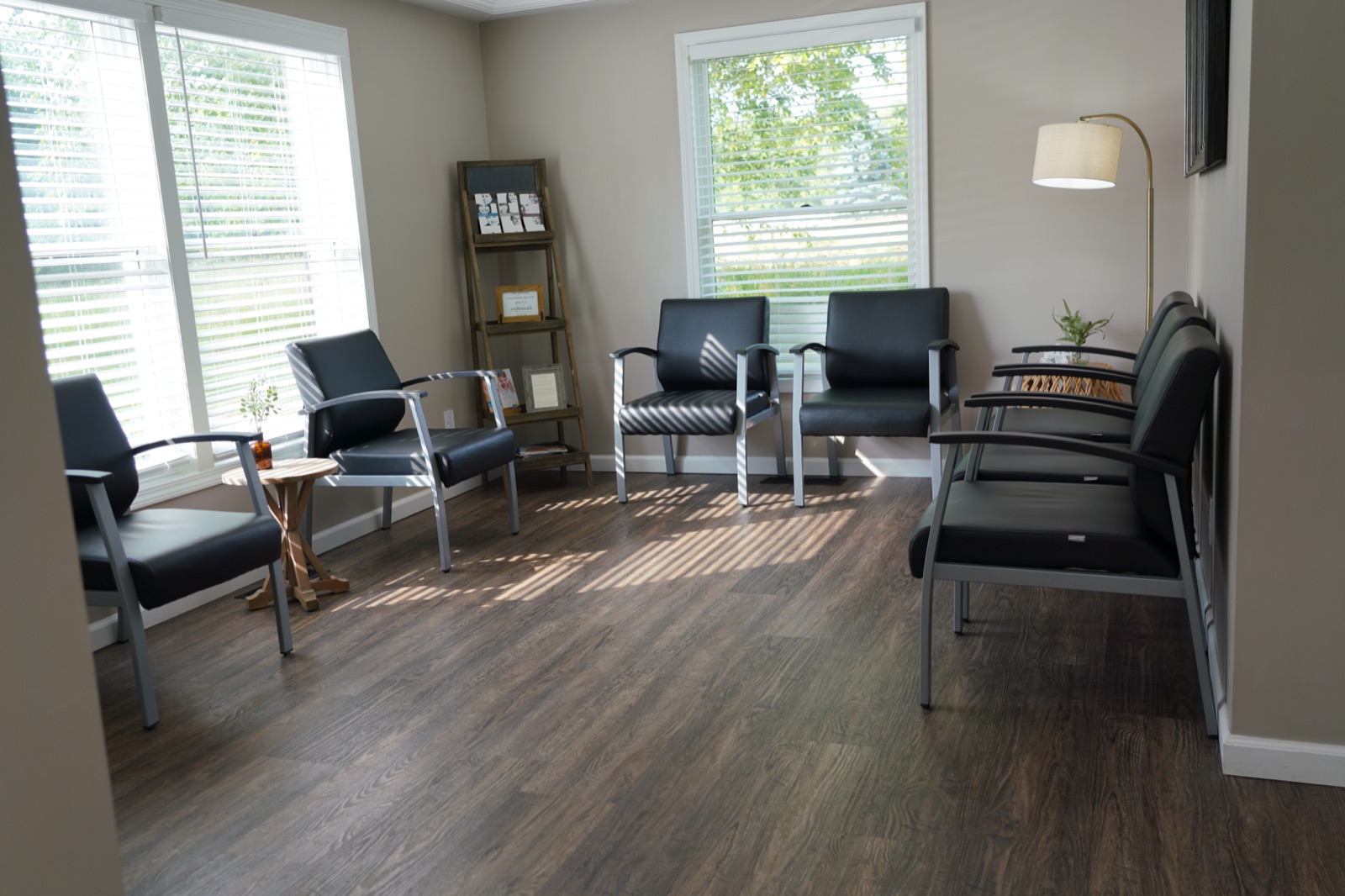 The bright, welcoming waiting room at Emily Stout DDS